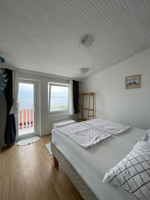 Sunrise Seaview Apartment Fiesa Piran Extérieur photo