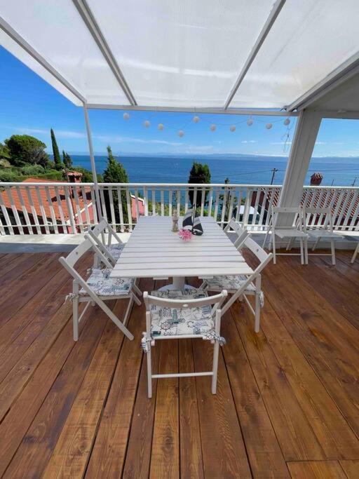 Sunrise Seaview Apartment Fiesa Piran Extérieur photo